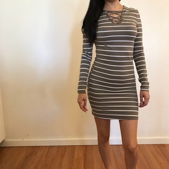 🆕 Taupe Lace Up Front Striped Mini Dress - Picture 7 of 8
